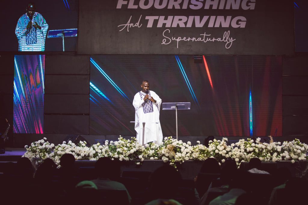 Flourishing and Thriving through Wisdom